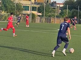 Turbines U17 (blau) gewinnt im Stadtpokal 4:1 gegen Einheit Halle
