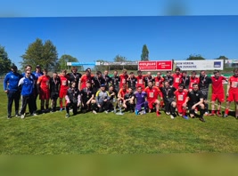 Unsere 3. und 4.Mannschaft nach dem Finale